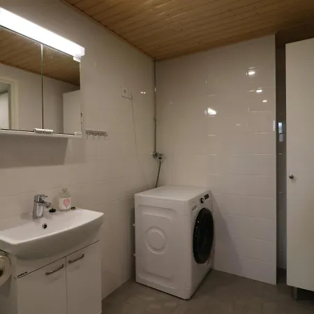 Spacious For 4 With Sauna إسبو